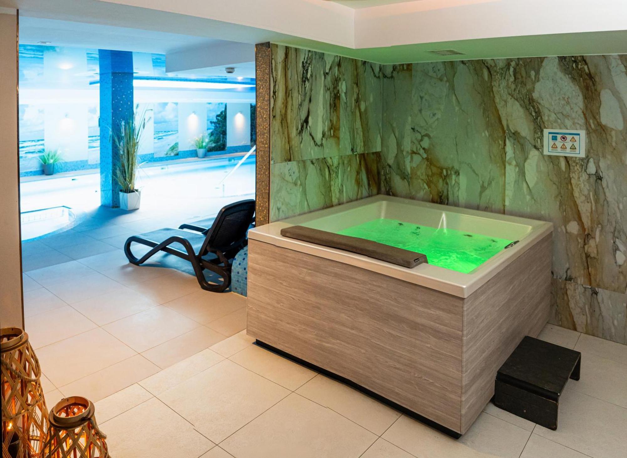Hotel Szafir Jastrzębia Góra المظهر الخارجي الصورة